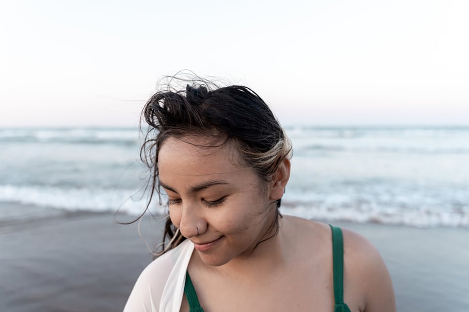 benefits of mindfulness, meditation, relaxation, breathing, woman, beach