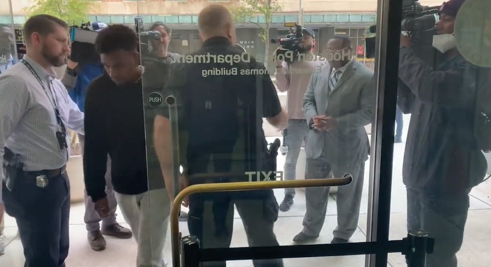El asesino escapó luego de cometer el crimen