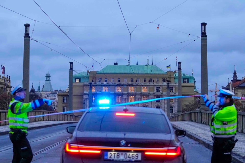 Tiroteo en Praga deja personas muertas y heridos (FOTOS)