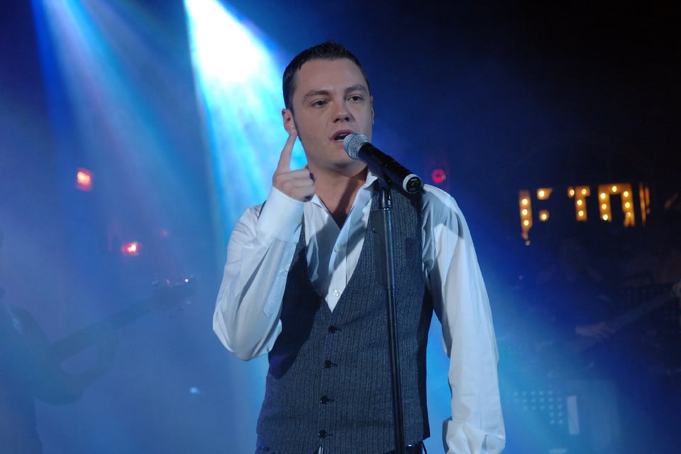 Tiziano Ferro, Cantante italiano, Tardes Negras, Comentario desafortunado, Mujeres mexicanas