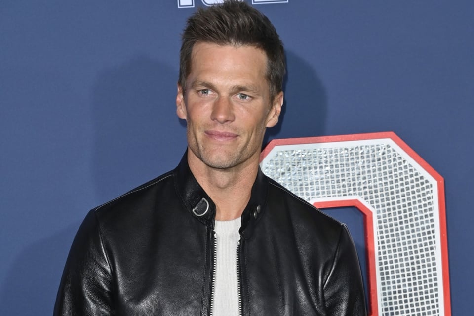 Tom Brady responde a críticas y acusa «paranoia» en la NFL