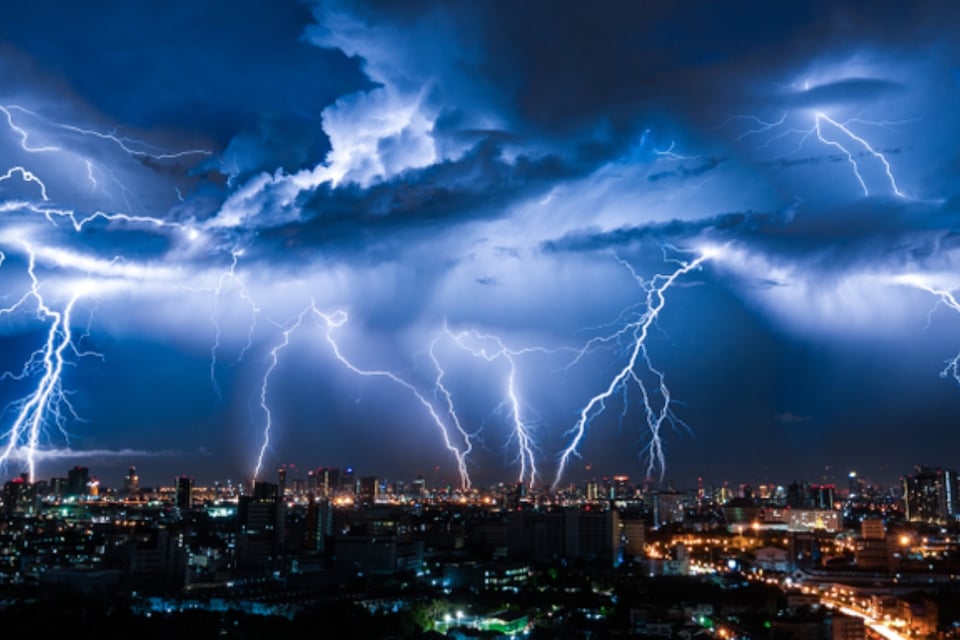 condiciones climáticas extremas, seguridad pública, refugio, advertencia de tornado, MundoNOW