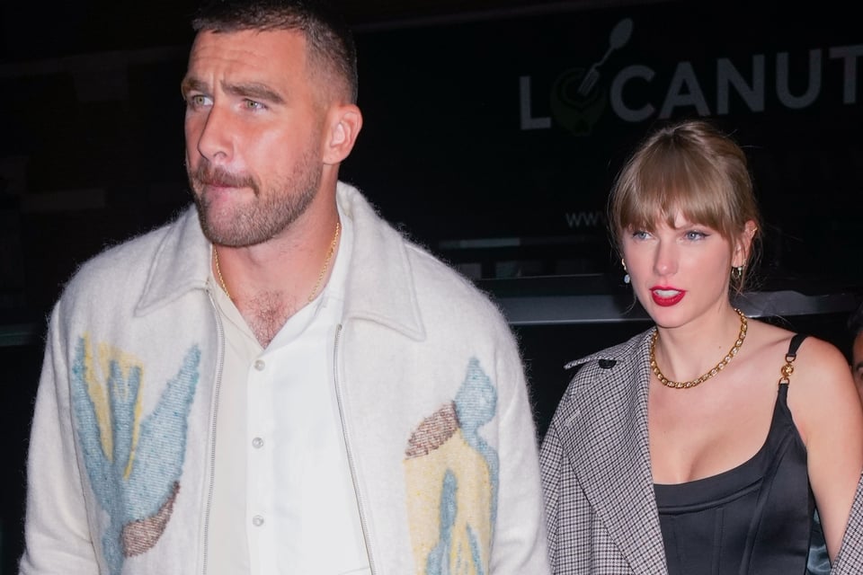 Taylor Swift, singer, USA, couple, MundoNOW, Travis Kelce fortune