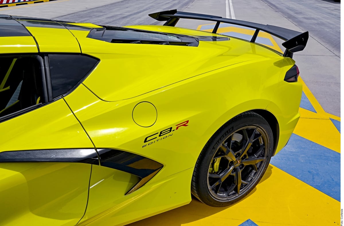 El poderoso Corvette C8.R, una ‘bestia’ para dominar el asfalto