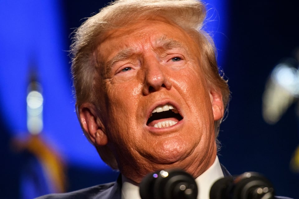Inicia juicio histórico contra Donald Trump