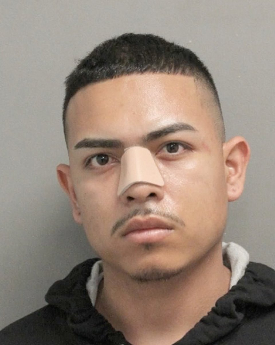 golpeó a novia, hispano, alguacil del condado de Harris, mugshot, MundoNow