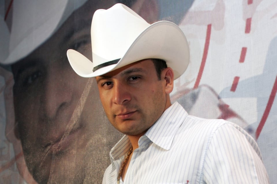 Valentín Elizalde and Santería, Adolfo Constanzo, santero LGBT+ community, The Godfather, Sara Aldrete, MundoNOW