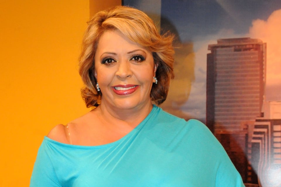 blue dress, rubia, espectáculos, news