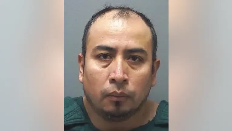 Crónica: Encierran por incesto a reconocido DJ de Atlanta