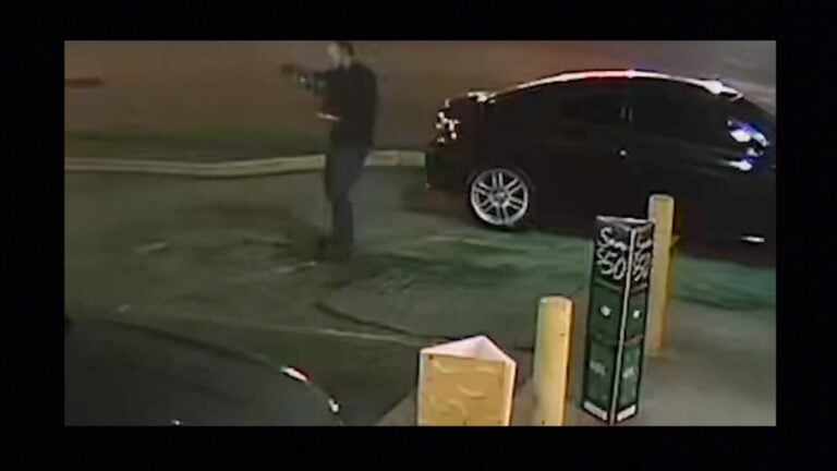 Hispano arma un brutal tiroteo en la calle y deja un hombre herido (FOTO y VIDEO)