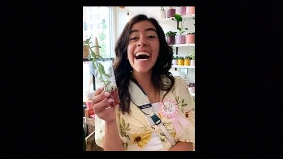 Vivian Flores es asesinada a balazos al llegar con una amiga a la iglesia (FOTOS)