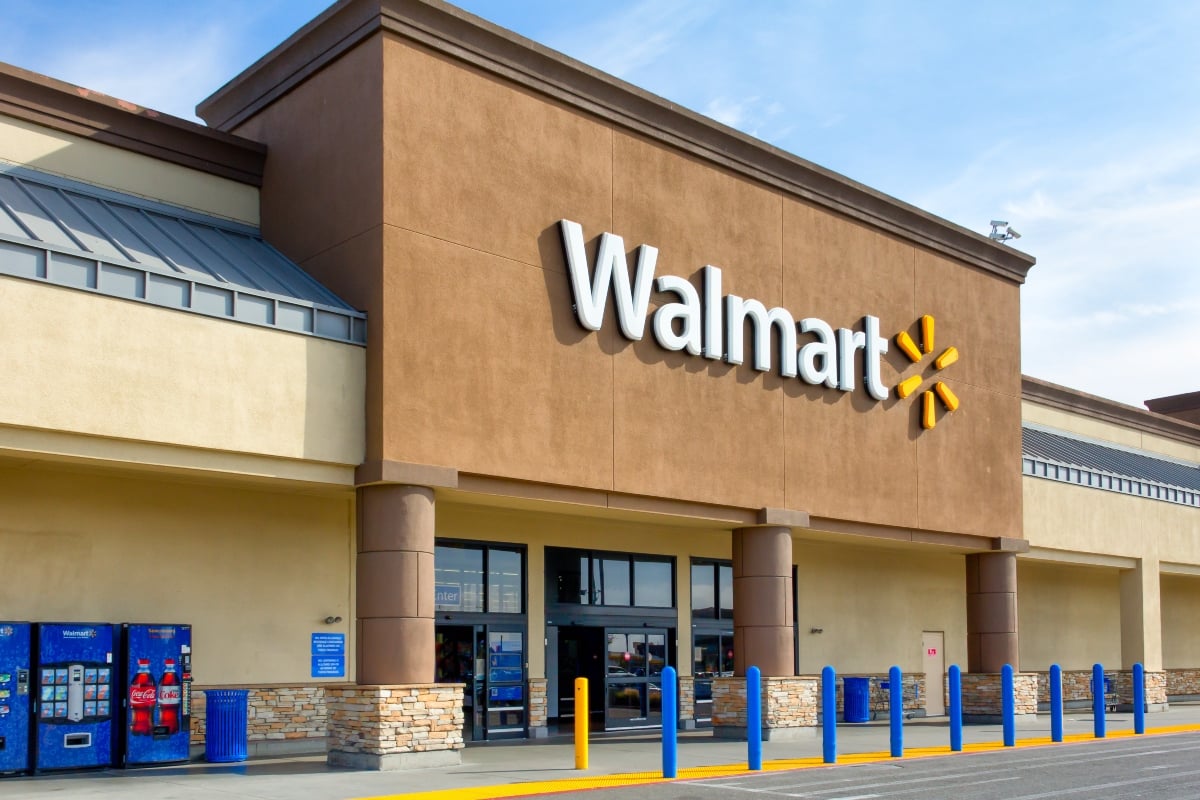 Incomodidad en Walmart: Hispano denuncia maltrato de empleada