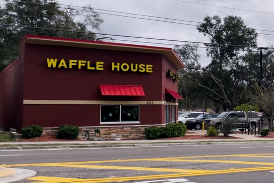 Minorista, Empresa, Noticia, EEUU, Waffle House confirma cierre