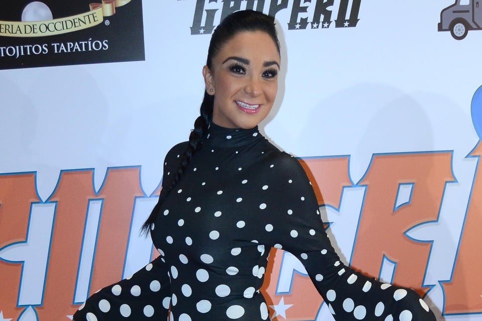 Síndrome de ASIA, Wanders Lover, Cirugía estética, Televisa, conductora
