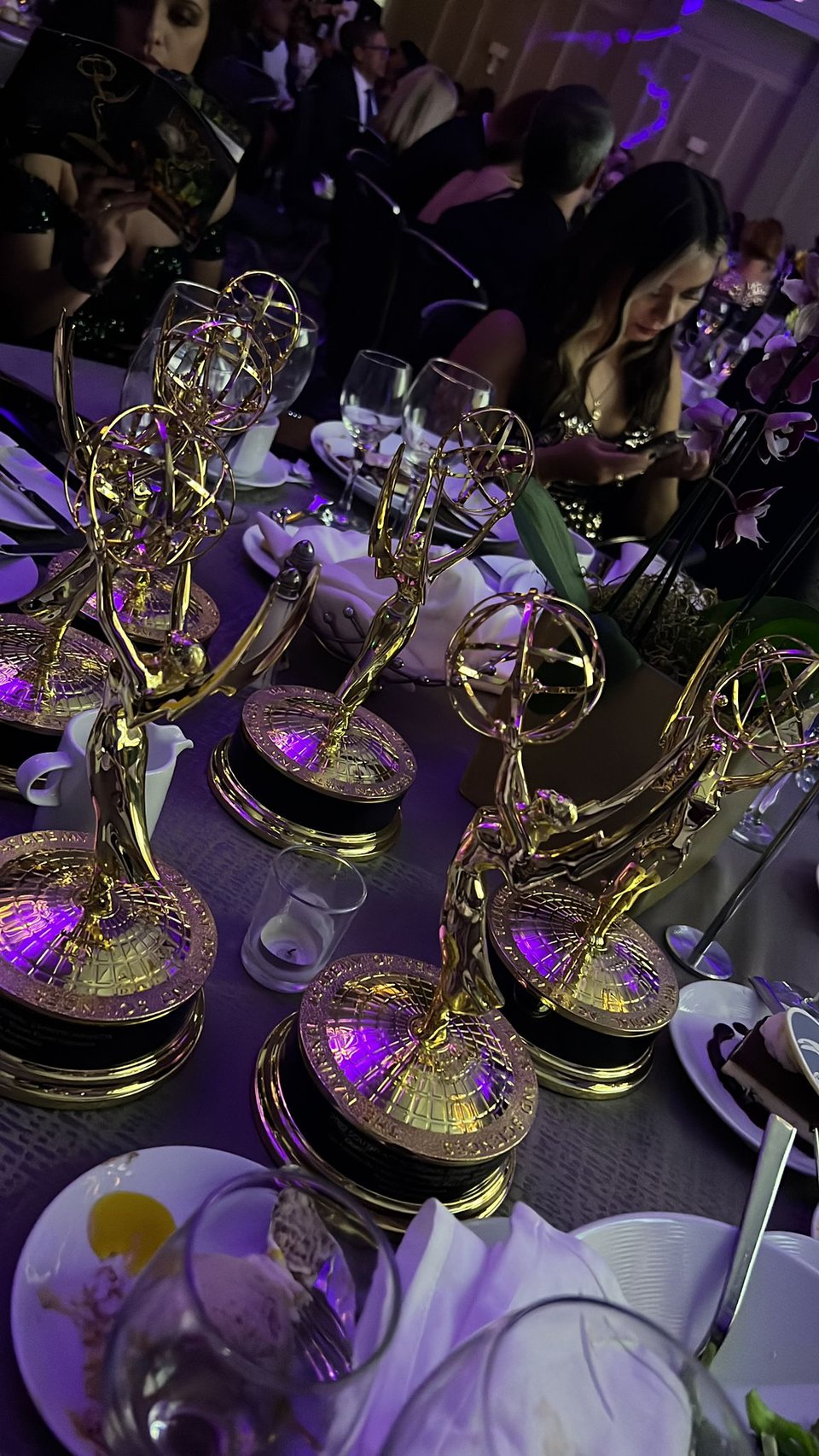 Equipo de MundoNOW se lleva múltiples premios en los Emmy Regionales del Sureste