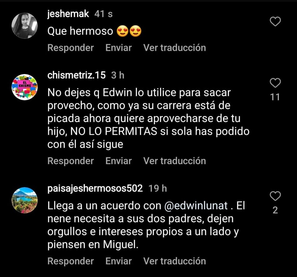 Los fanáticos apoyan a Erika