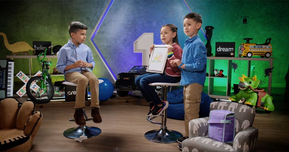 Ana y Nicolás hablan de su negocio como niños emprendedores