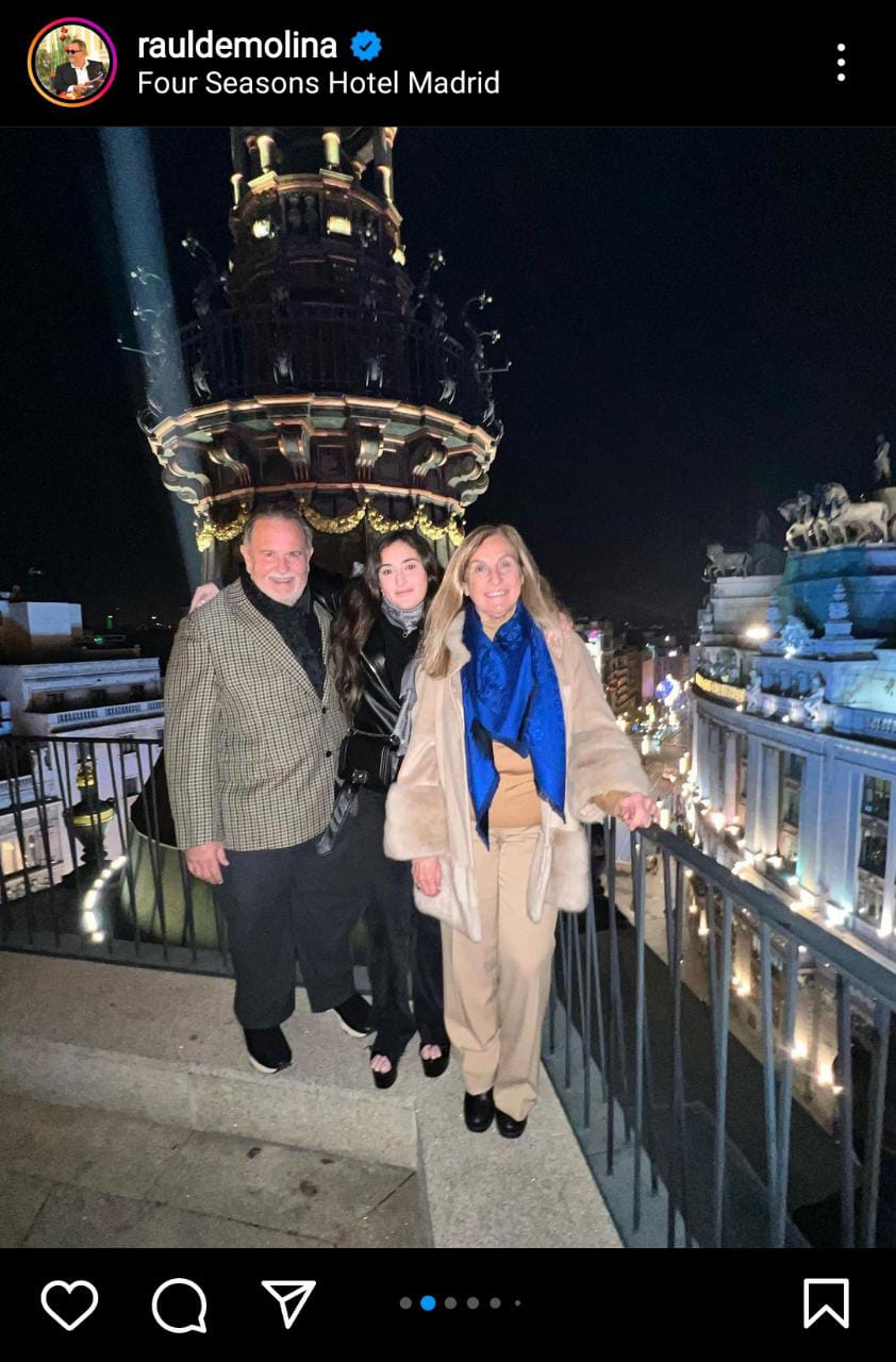 Raúl de Molina se muestra constantemente en redes junto a su familia