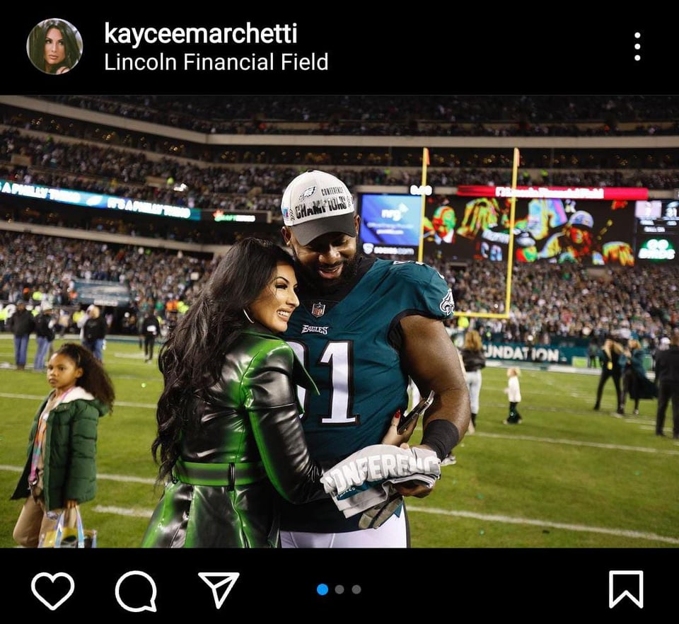 Fletcher Cox and his girlfriend celebrate the arrival of the Eagles to the Super Bowl
