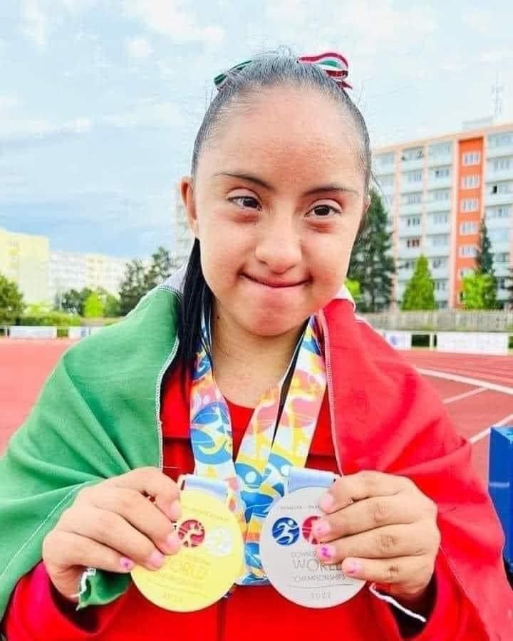 Oro y récord mundial para México
