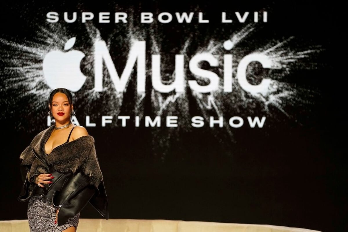 Rihanna promete espectáculo de Super Bowl lleno de música