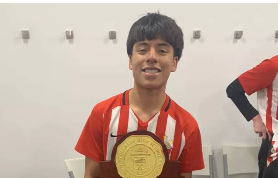 Estudiante hispano pasó la semana luchando por su vida luego de recibir un disparo