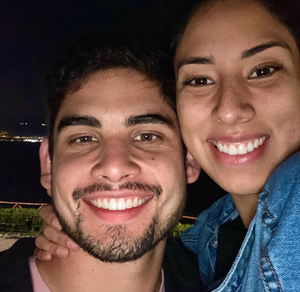They hung up their habits for love and now they share their story on social networks