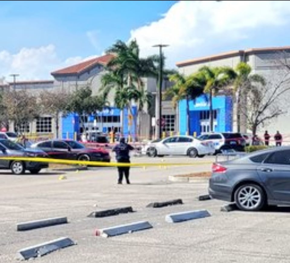 Tiroteo en Walmart deja un arrestado 