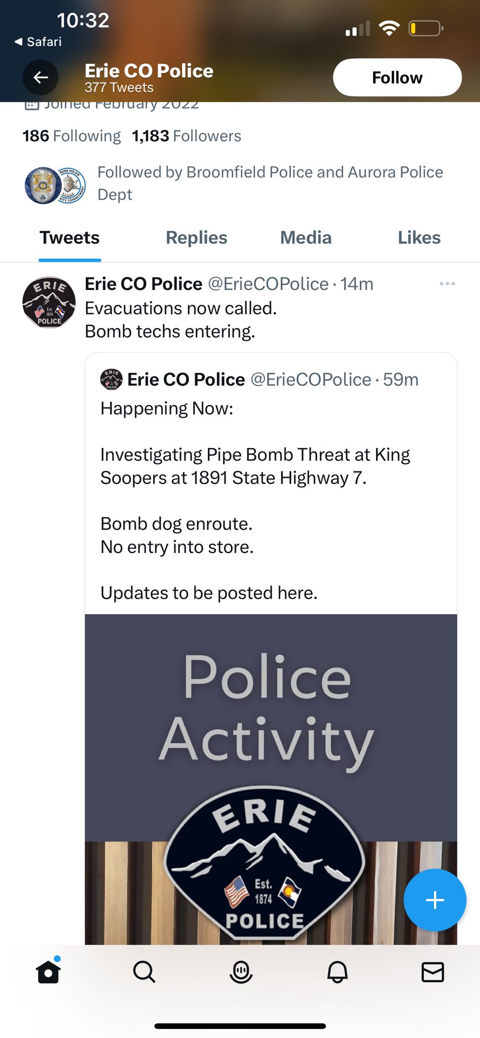 La policía dijo que los perros bomba se dirigían a la escena