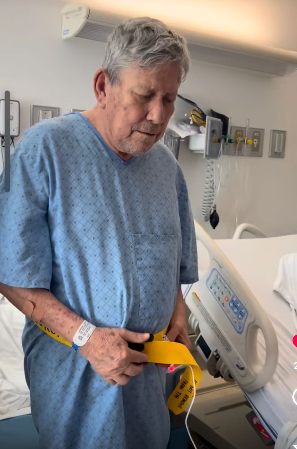 El abuelo tenía previsto regresar a su país en mayo de 2022
