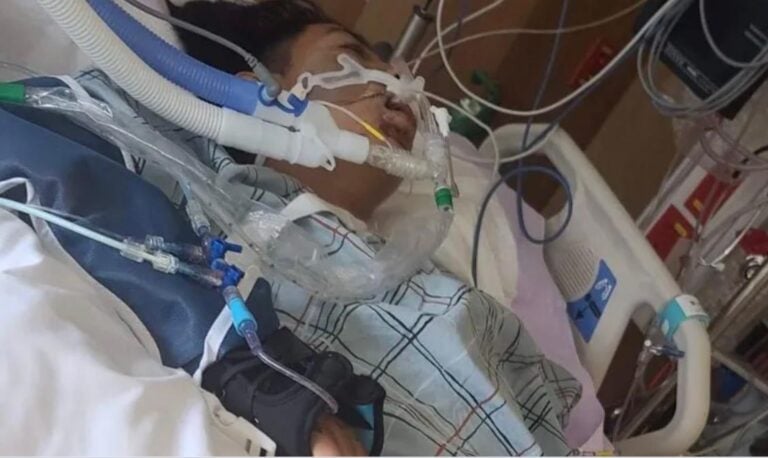 Joven hispano agoniza luego de «surfear» en los vagones del tren de Brooklyn