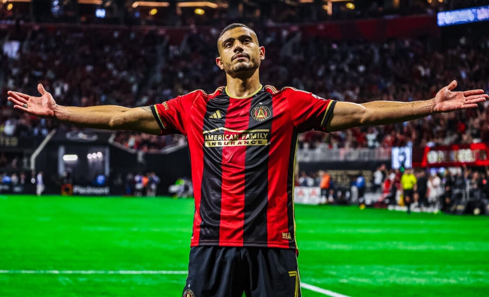 Atlanta United arrasa en su debut: Victoria 4-1 sobre New England Revolution featured image