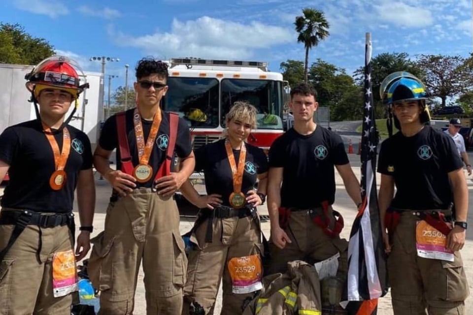 Bomberos, GoFundMe, Yanaisa, pérdida, rescatista, hispana, MundoNow