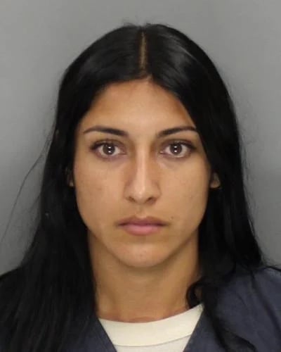 Crónica Arrestan trío latinos