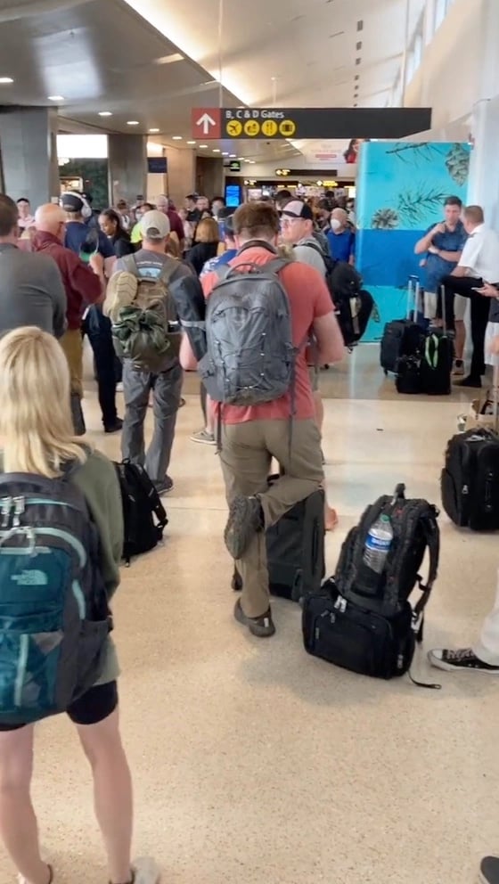 ¡Usuarios exponen situación en aeropuerto!