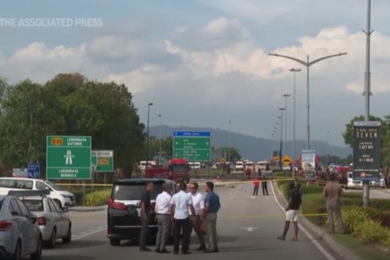 Fatal accidente aéreo en Malasia deja saldo mortal