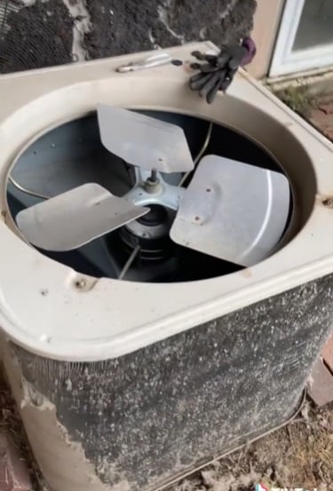 3 tricks to clean your air conditioner reduce your energy bill