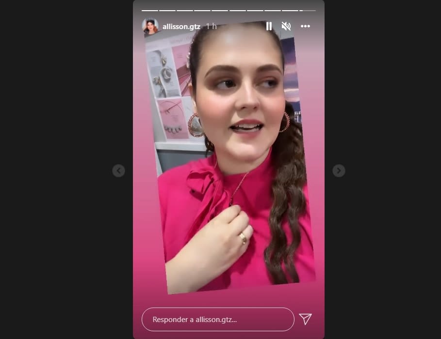 Does she look haggard? They ask Allisson Lozz for a change of look