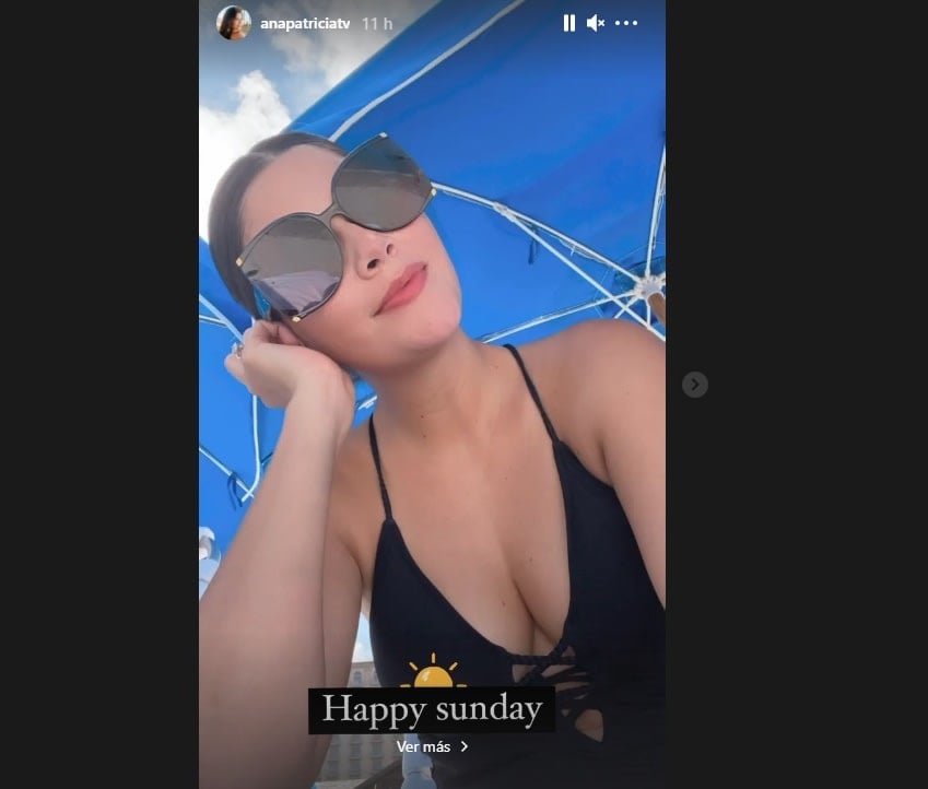 Ana Patricia Gámez swimsuit: Enjoy a pleasant moment