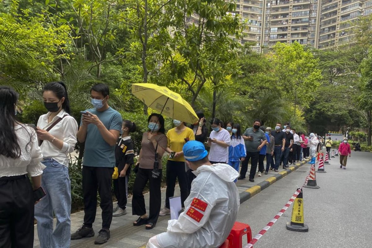 China restringe la entrada a Guangzhou por brote de COVID-19
