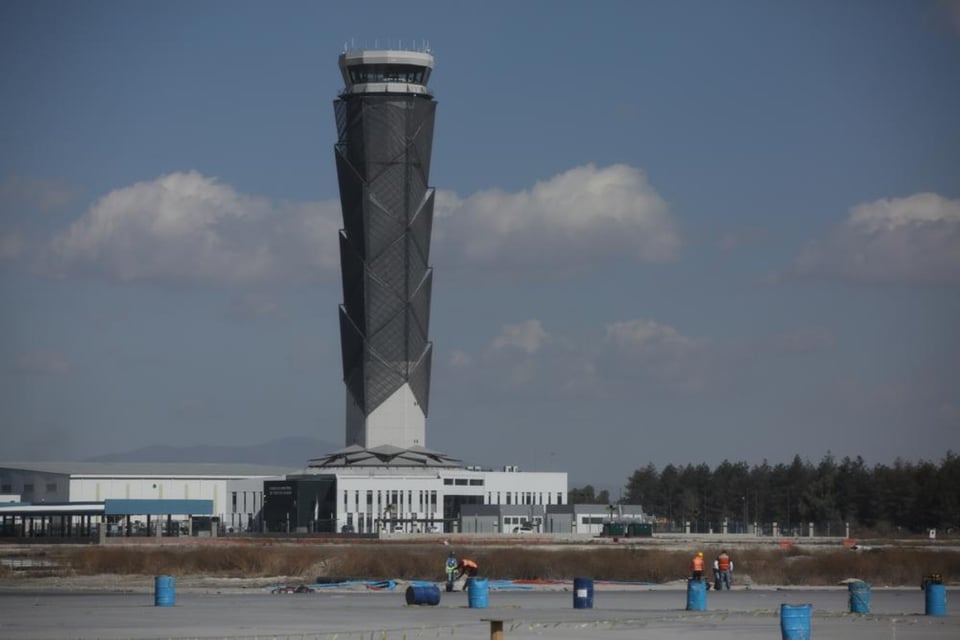 Reportan nuevo incidente en espacio aéreo de ciudad de México