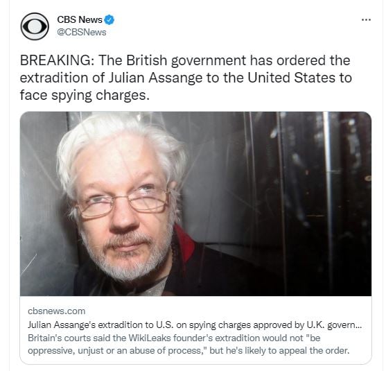 Está acusado de 17 cargos de espionaje