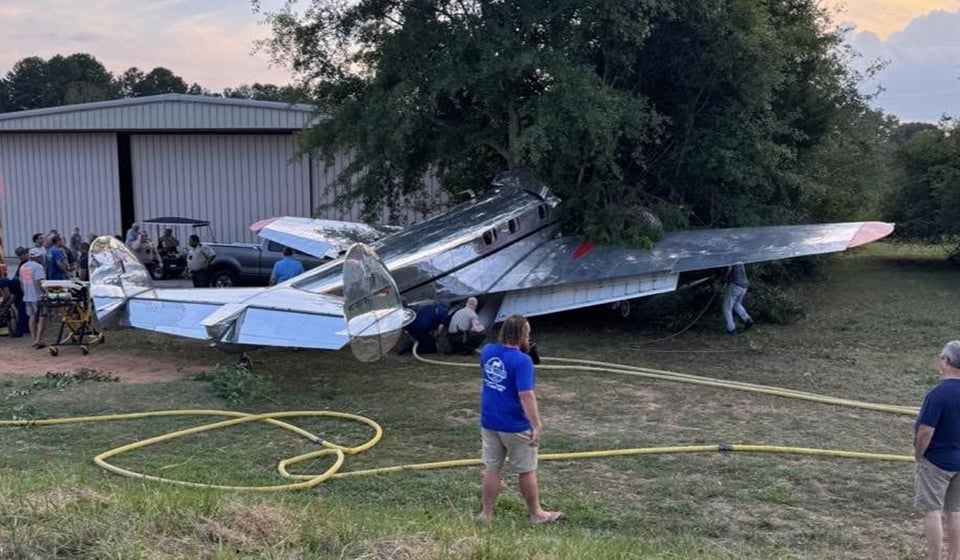 Accidente de avioneta en Georgia deja tres heridos