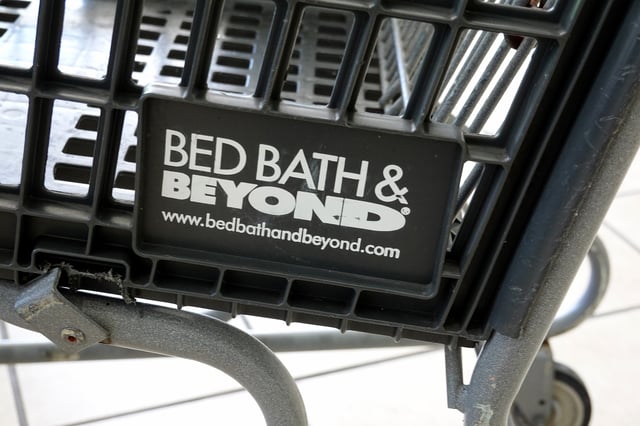 Bed, Bath and Beyond CEO Gustavo Arnal jumps to his death