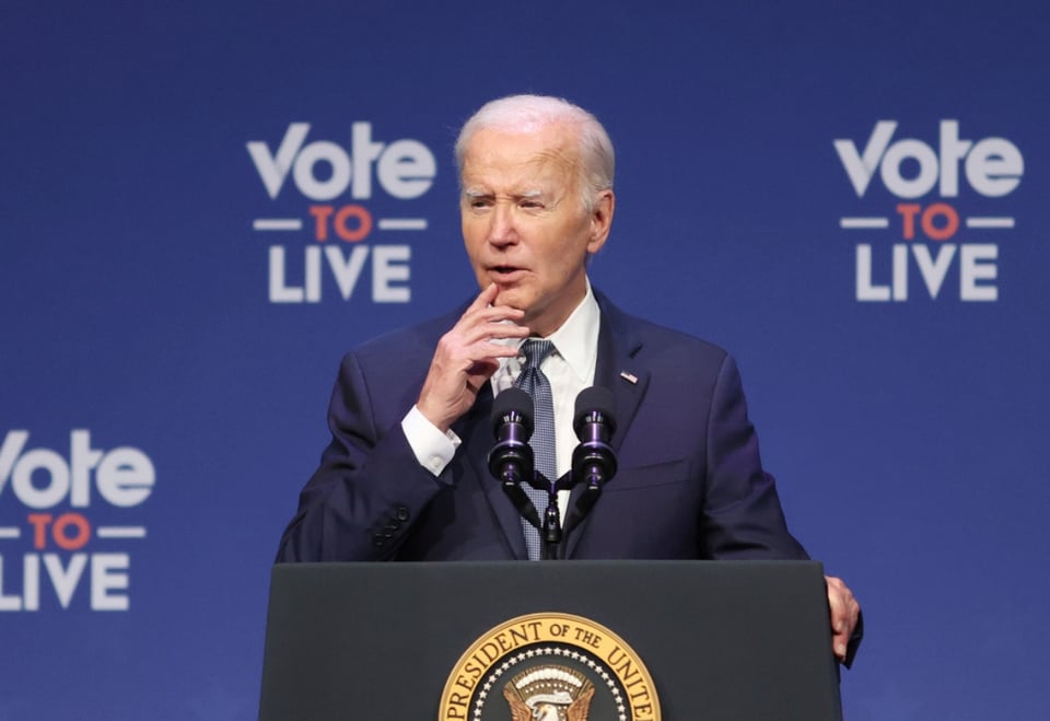 Familia de Biden discute posible renuncia de su candidatura featured image