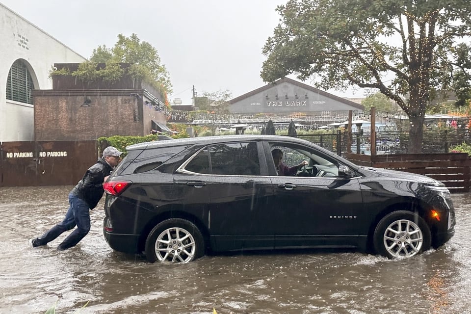 Comunidades afectadas, Riesgos meteorológicos, Clima inusual, Centro de evacuación