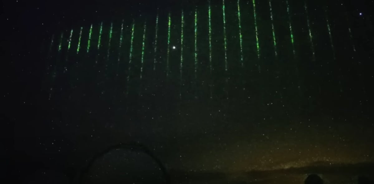 Reportan extrañas luces en Hawái y aseguran que proviene de China