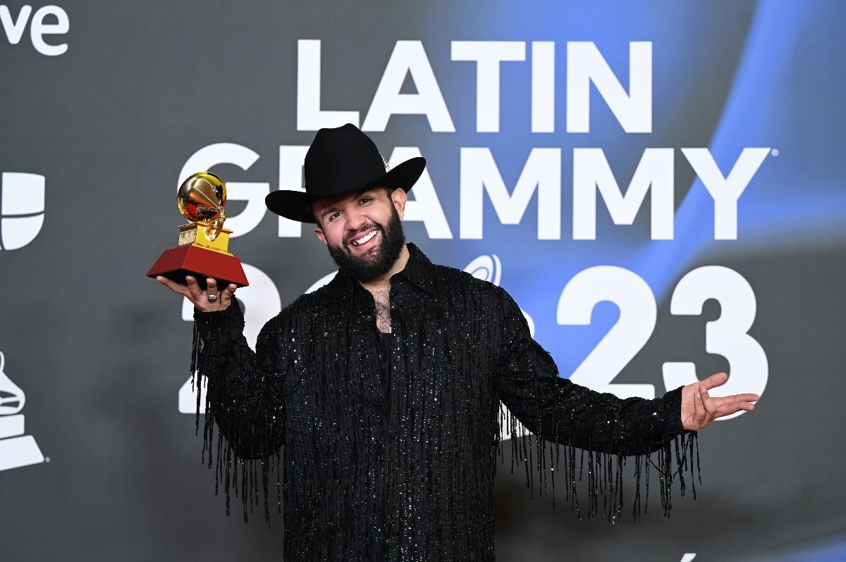 La millonaria colección de autos de Carín León (FOTOS)