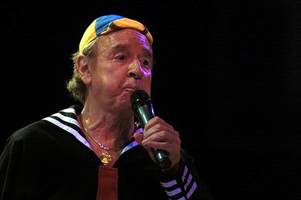 Redes sociales, Oficina de Aduanas y Protección Fronteriza CBP One, Actor mexicano, El Chavo del Ocho, MundoNOW