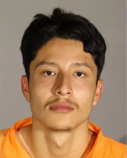 Arrestan a Carlos Delcid tiroteo policía Los Ángeles